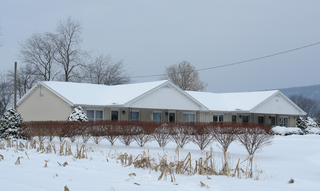 106 Leisure Ln in Madisonburg, PA - Building Photo - Building Photo