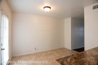 403 W 9th St in Coffeyville, KS - Building Photo - Building Photo