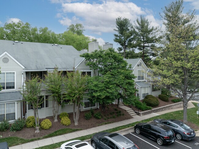 Penderbrook Square in Fairfax, VA - Building Photo - Building Photo
