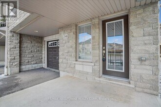 2548 Grand Oak Trail in Oakville, ON - Building Photo - Building Photo