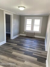 320 Main St-Unit -A in Spotswood, NJ - Building Photo - Building Photo