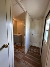 2268 Carlisle Ln in North Fort Myers, FL - Foto de edificio - Building Photo