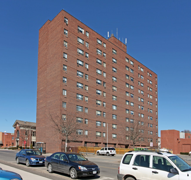 Towpath Towers in Fulton, NY - Building Photo - Building Photo