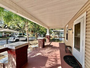 1216 E 24th Ave in Tampa, FL - Foto de edificio - Building Photo