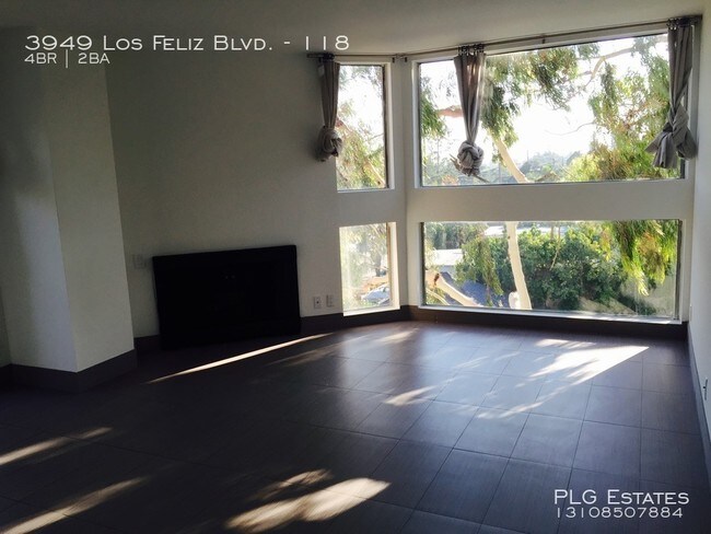 3949 Los Feliz Blvd-Unit -118 in Los Angeles, CA - Building Photo - Building Photo