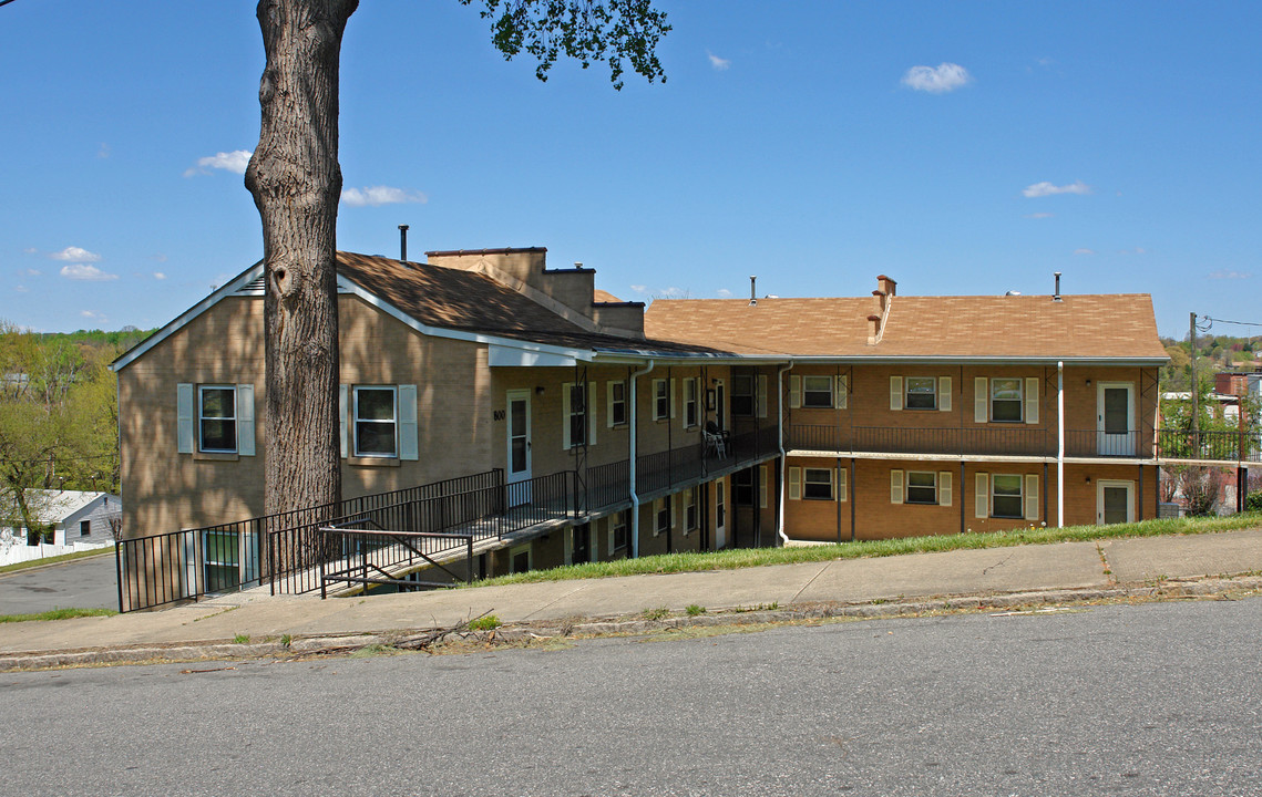 800 Spring St in Winston-Salem, NC - Building Photo