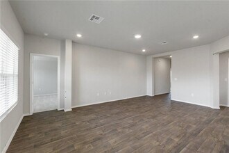 5801 Xene Dr in Austin, TX - Building Photo - Building Photo