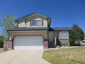 461 E Cobblecreek Dr in Cedar City, UT - Building Photo