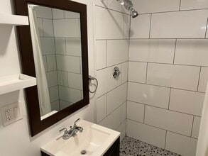 38 Newton St in Boston, MA - Foto de edificio - Building Photo