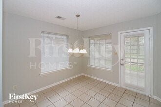 6935 Naples Dr in Cordova, TN - Building Photo - Building Photo