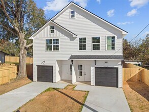 1316 Williams St in Brenham, TX - Foto de edificio - Building Photo