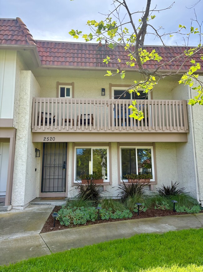 property at 2520 Via Esparto