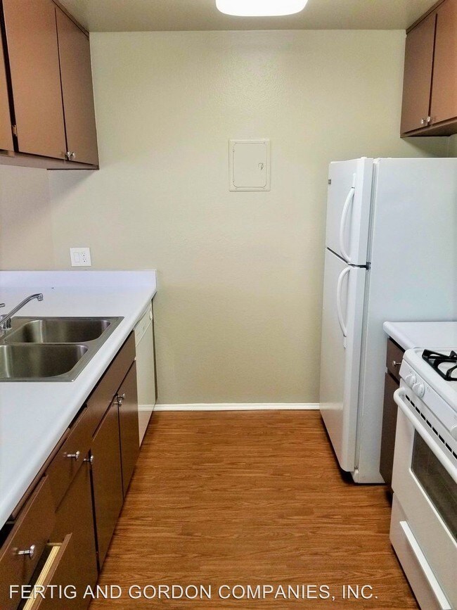 344 S Arroyo Dr in San Gabriel, CA - Building Photo - Building Photo