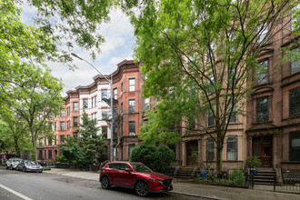 410 2Nd Street in Brooklyn, NY - Foto de edificio - Building Photo