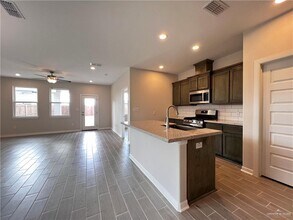 15 Sol Dorado St in Mission, TX - Building Photo - Building Photo