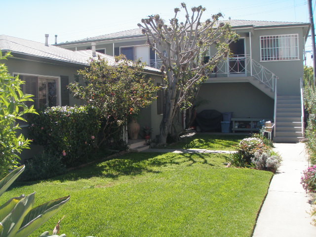 2210 24th St, Unit C in Santa Monica, CA - Building Photo