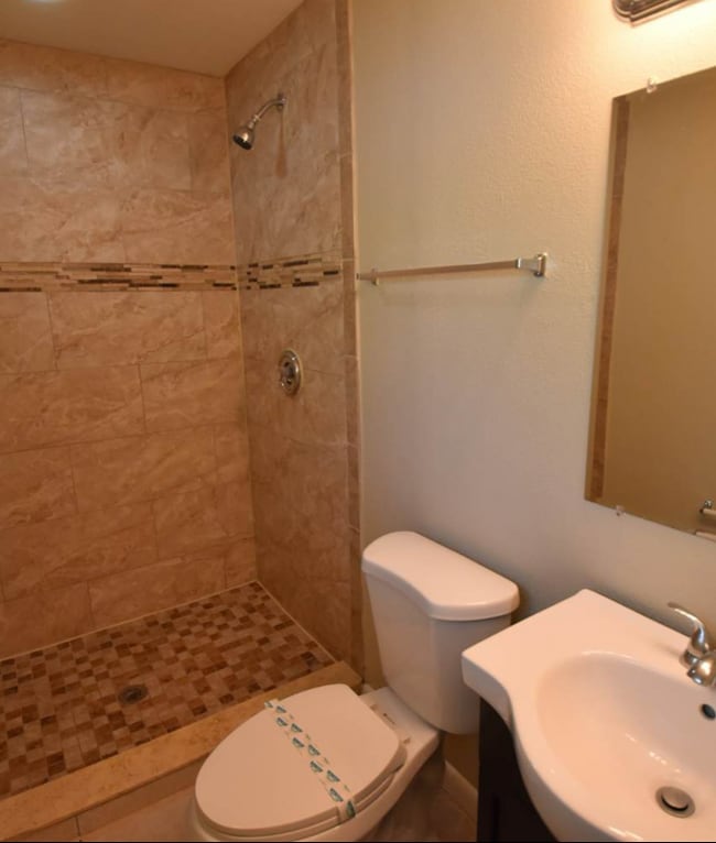 property at 1304 Viburnum Ln