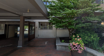 6 Whittier Pl, Unit 14L in Boston, MA - Building Photo