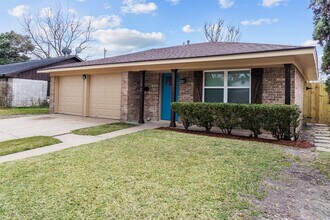 160 W Whitney St in Houston, TX - Building Photo - Building Photo