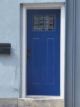 214 Hermitage St in Philadelphia, PA - Building Photo - Building Photo