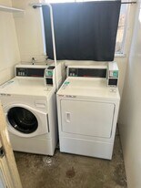 1521 Camden Ct in Santa Rosa, CA - Building Photo