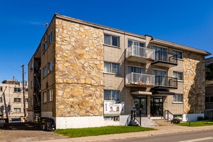 5643 Henri-Bourassa Boul E in Montréal, QC - Building Photo