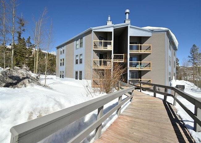 8100 Ryan Gulch Rd in Silverthorne, CO - Foto de edificio - Building Photo