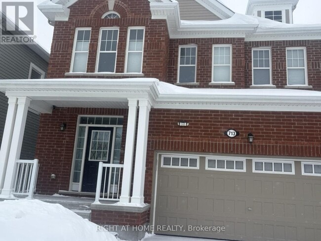 713 Devario Cres in Ottawa, ON - Building Photo - Building Photo