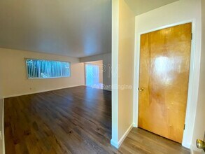 7714 Brentwood Dr in Stockton, CA - Building Photo - Building Photo