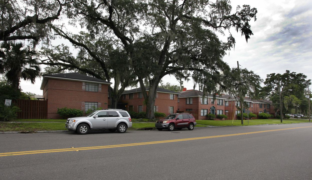 May Street Apartments in Jacksonville, FL - Building Photo