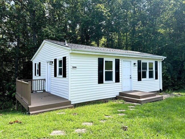 property at 3996 Dug Hill Rd