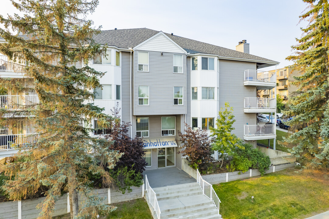 the Manhattan in Calgary, AB - Building Photo