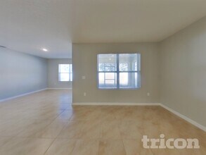 530 Squires Grove Dr in Winter Haven, FL - Building Photo - Building Photo