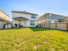 11962 Longfellow Ranch in San Antonio, TX - Building Photo - Building Photo