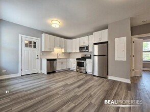 3939 N Janssen Ave in Chicago, IL - Building Photo - Building Photo