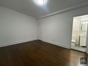 EAST 46 STREET in New York, NY - Building Photo - Building Photo