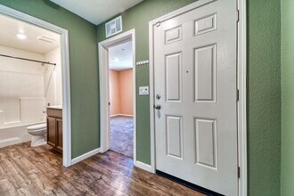 5549 Glowhaven St in Linda, CA - Building Photo - Building Photo