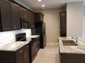 3515 Holmes Park Rd in Lincoln, NE - Building Photo - Building Photo