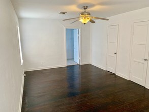 2016 Dunlavy St, Unit 3 in Houston, TX - Foto de edificio - Building Photo