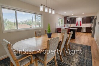 207 Westcott Ave in Colorado Springs, CO - Building Photo - Building Photo