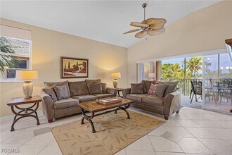 15571 Bellamar Dr in Ft. Myers, FL - Building Photo - Building Photo