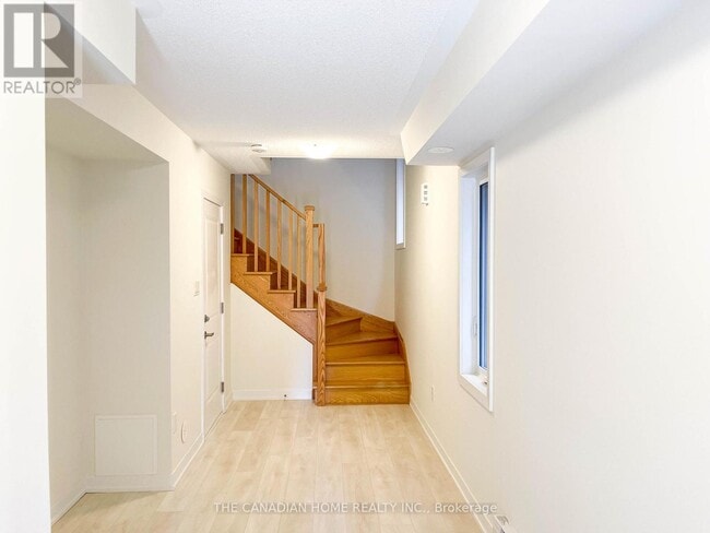1865 Pickering Pkwy in Pickering, ON - Building Photo - Building Photo