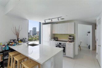 501 NE 31st St, Unit 708 in Miami, FL - Building Photo - Building Photo