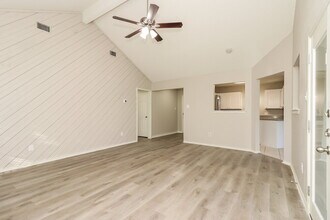 6216 N Park Dr in Watauga, TX - Building Photo - Building Photo