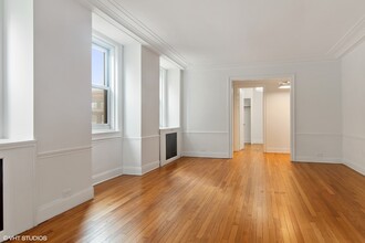 3730 N Lake Shore Dr, Unit 1A in Chicago, IL - Building Photo - Building Photo