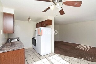 10665 W 7th Ave in Lakewood, CO - Building Photo