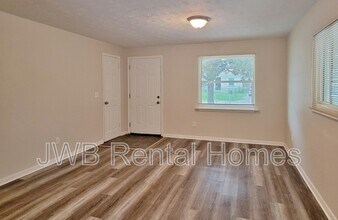 2414 Coleman Ct in Jacksonville, FL - Building Photo - Building Photo