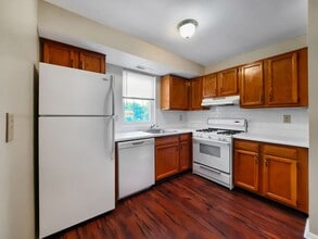 11921E Tarragon Rd in Reisterstown, MD - Building Photo - Building Photo