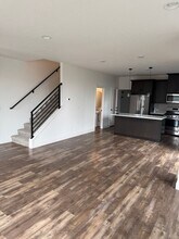 6890 SE Crimson Ln in Hillsboro, OR - Building Photo - Building Photo