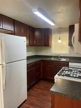 1144 Prince Dr in Cortland, OH - Building Photo - Building Photo